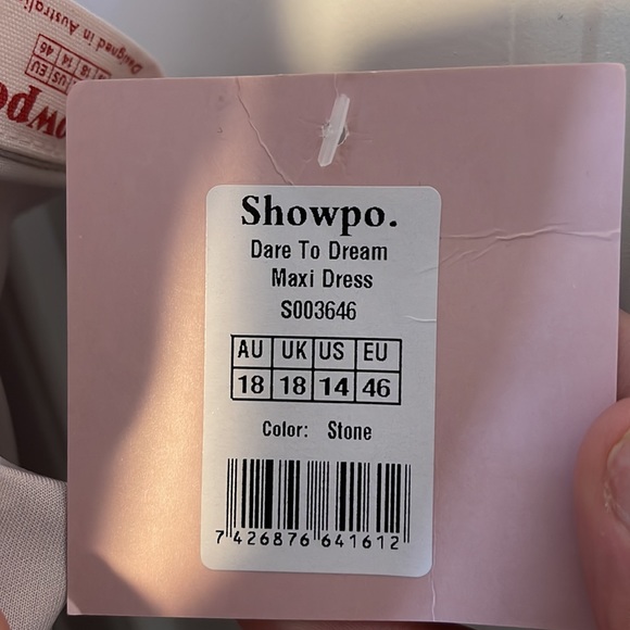 Blush pink fitted maxi dress - Picture 5 of 6